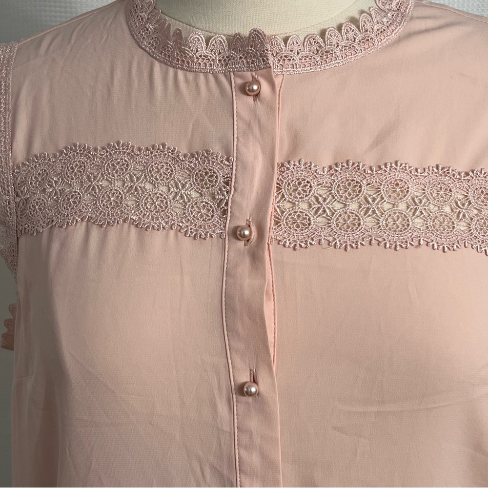 T‎ Tahari Women's Sheer and Lace Sleeveless Round Neck Blouse, Pink, Size M - Picture 2 of 8